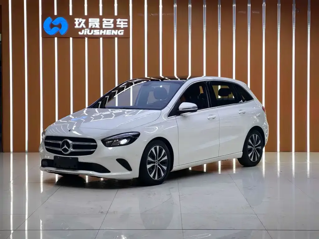 Mercedes-Benz B-Class — фото 1