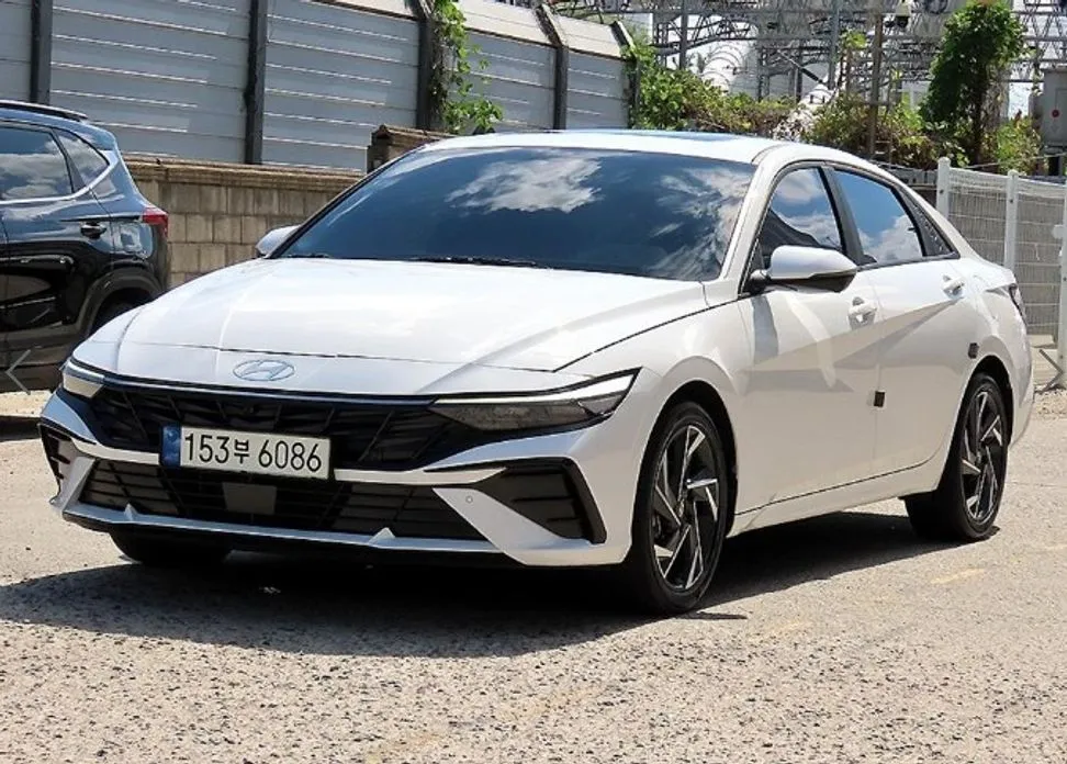 Hyundai AVANTE — фото 5