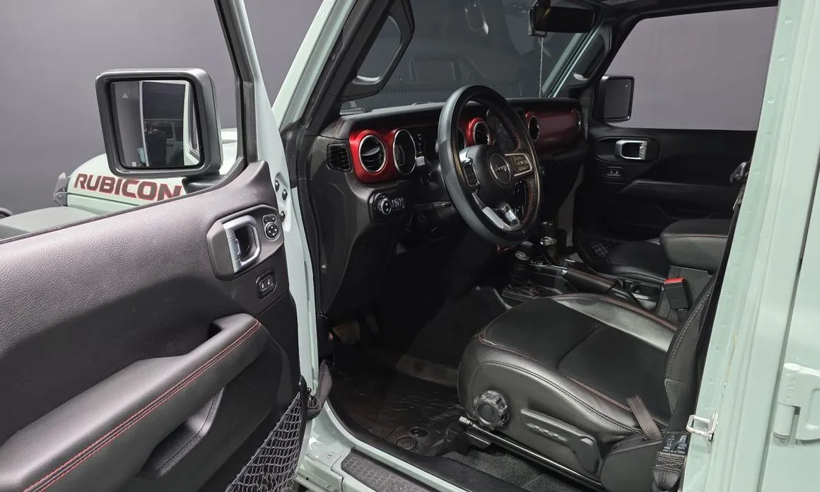 Jeep Wrangler — фото 6