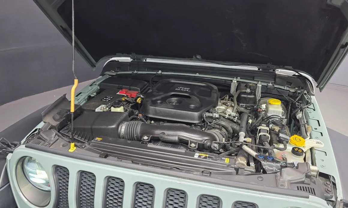 Jeep Wrangler — фото 10