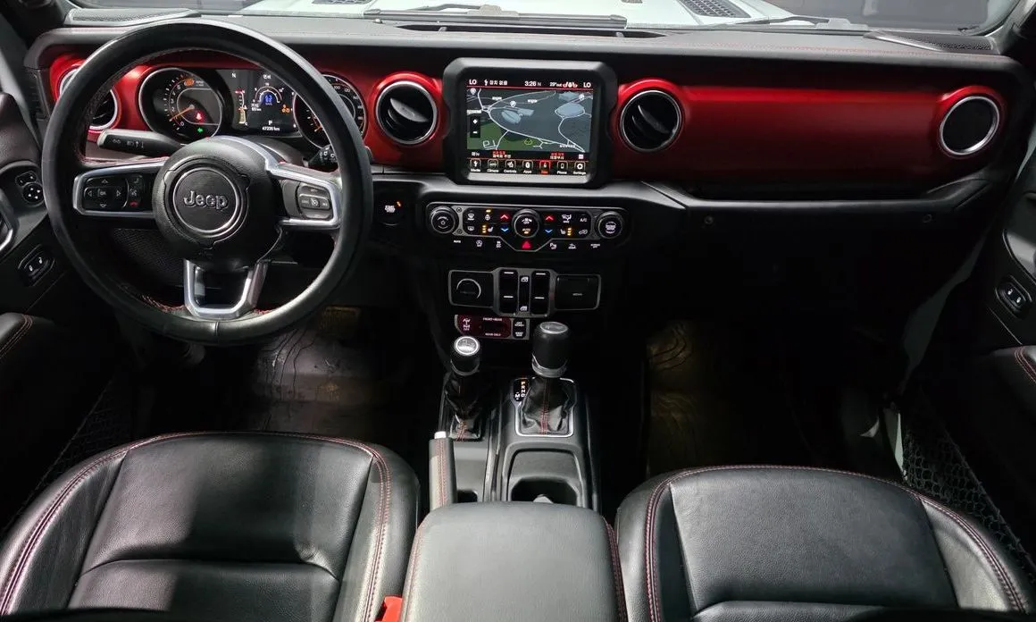 Jeep Wrangler — фото 9