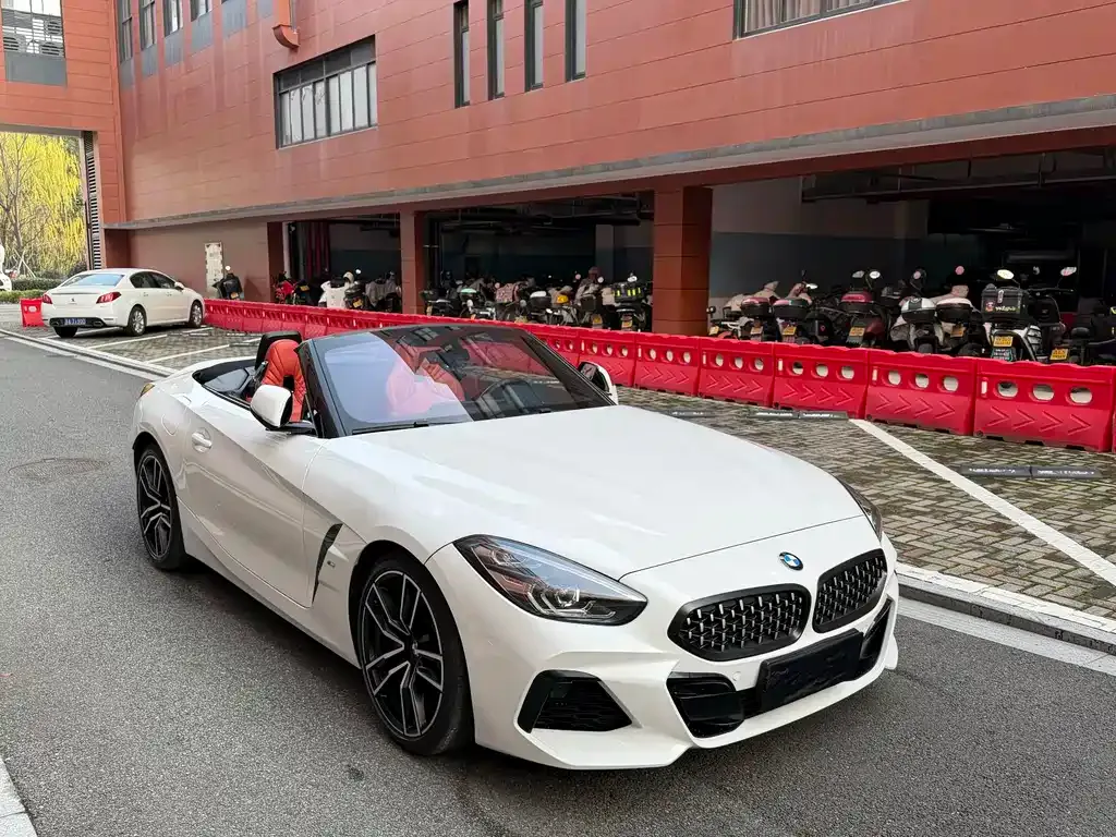BMW Z4 — фото 5