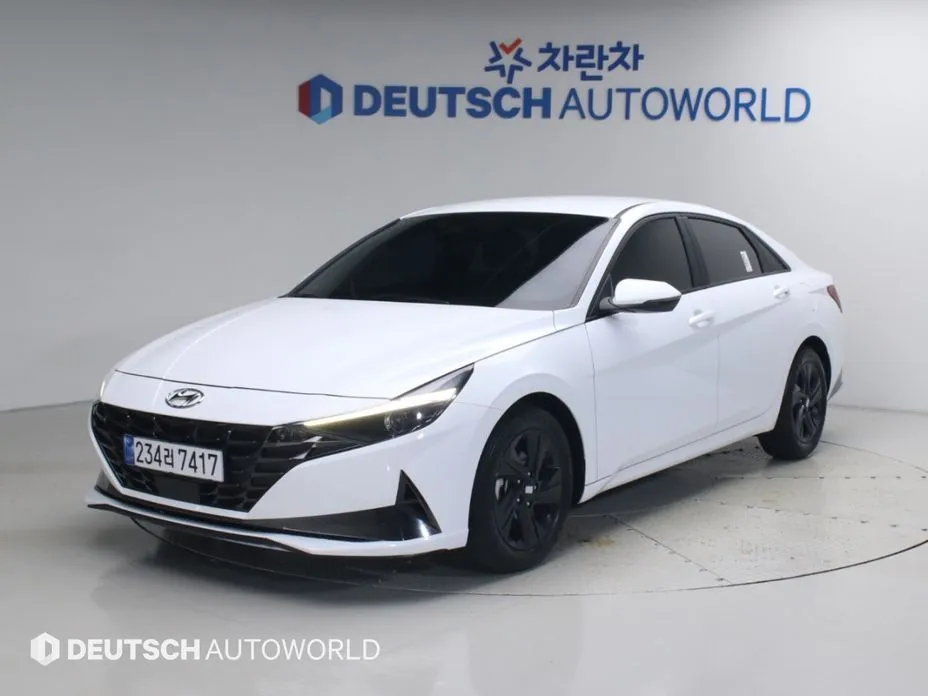 Hyundai AVANTE — фото 1