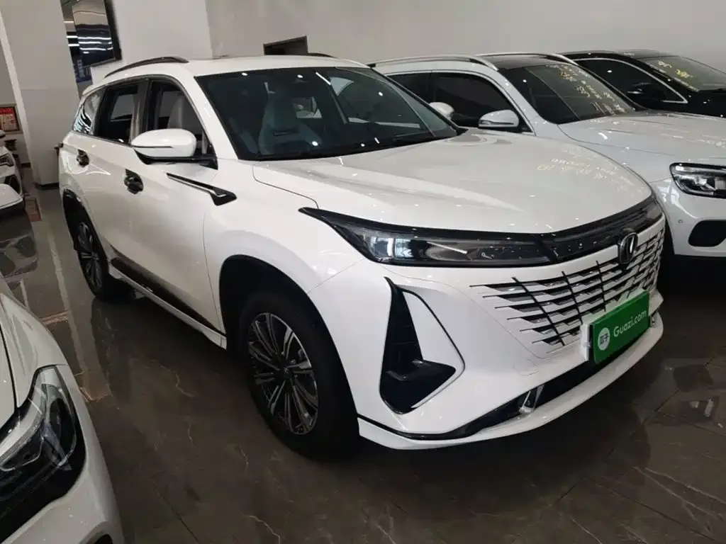 Changan CS75 PLUS — фото 10