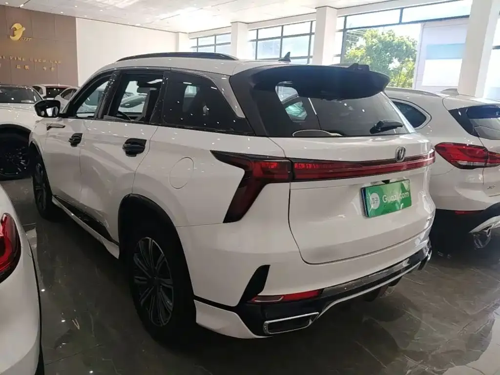Changan CS75 PLUS — фото 3
