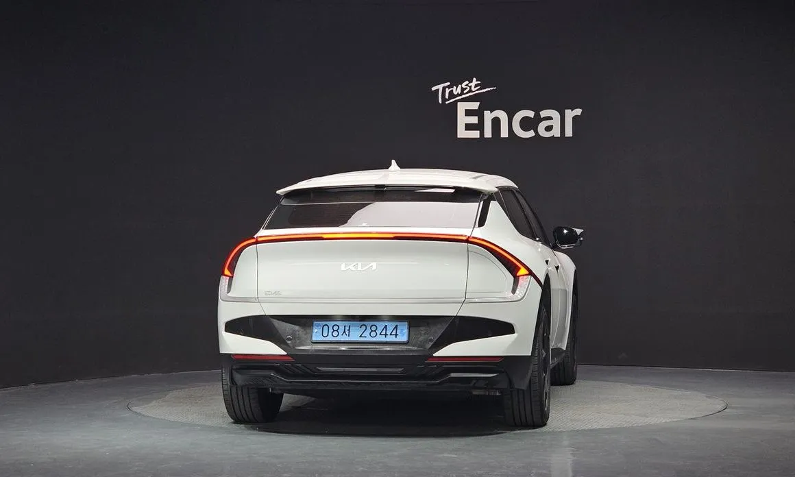 Kia EV6 — фото 4