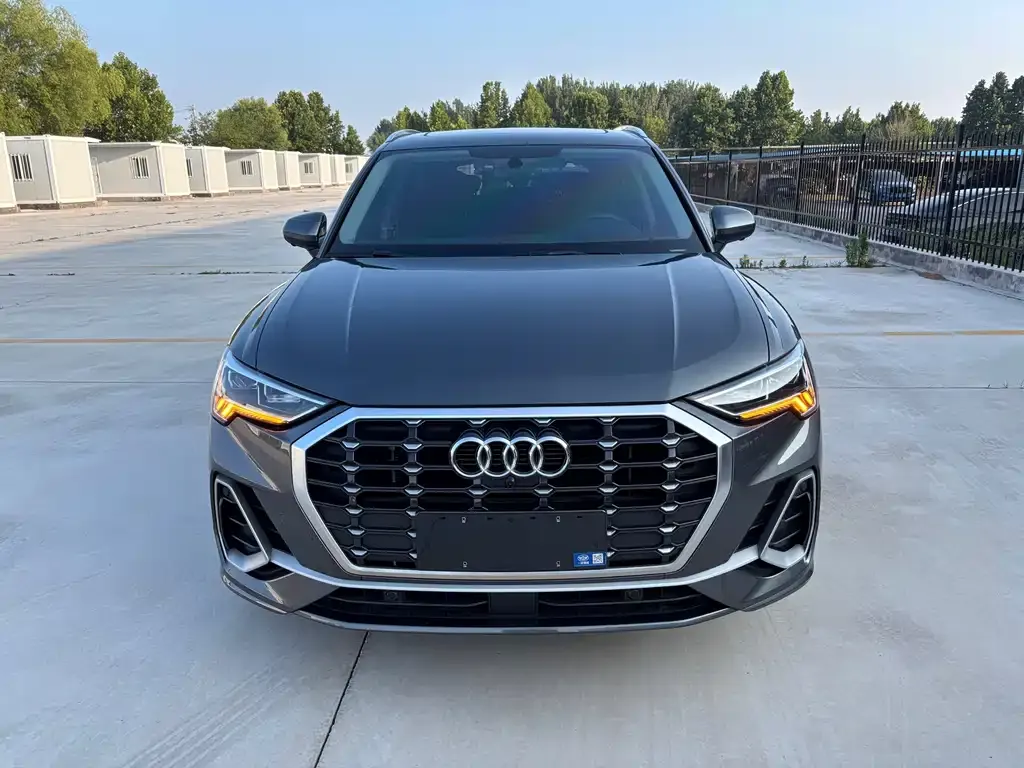 Audi Q3 — фото 6