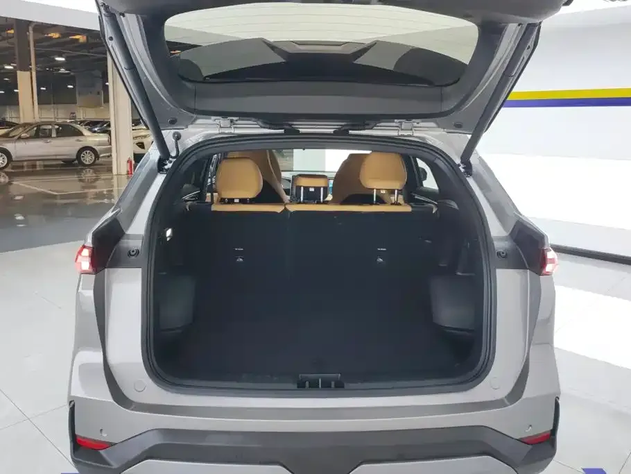 Geely Galaxy L7 — фото 2