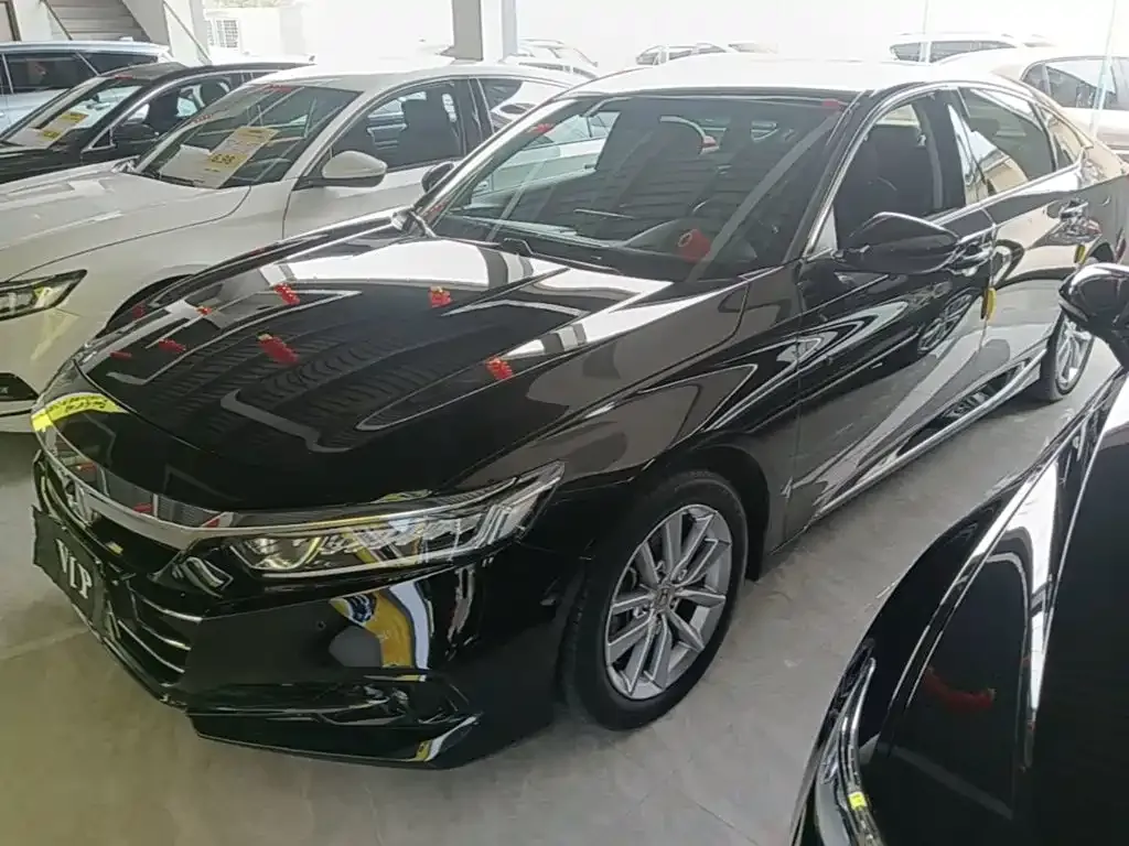 Honda Accord — фото 6