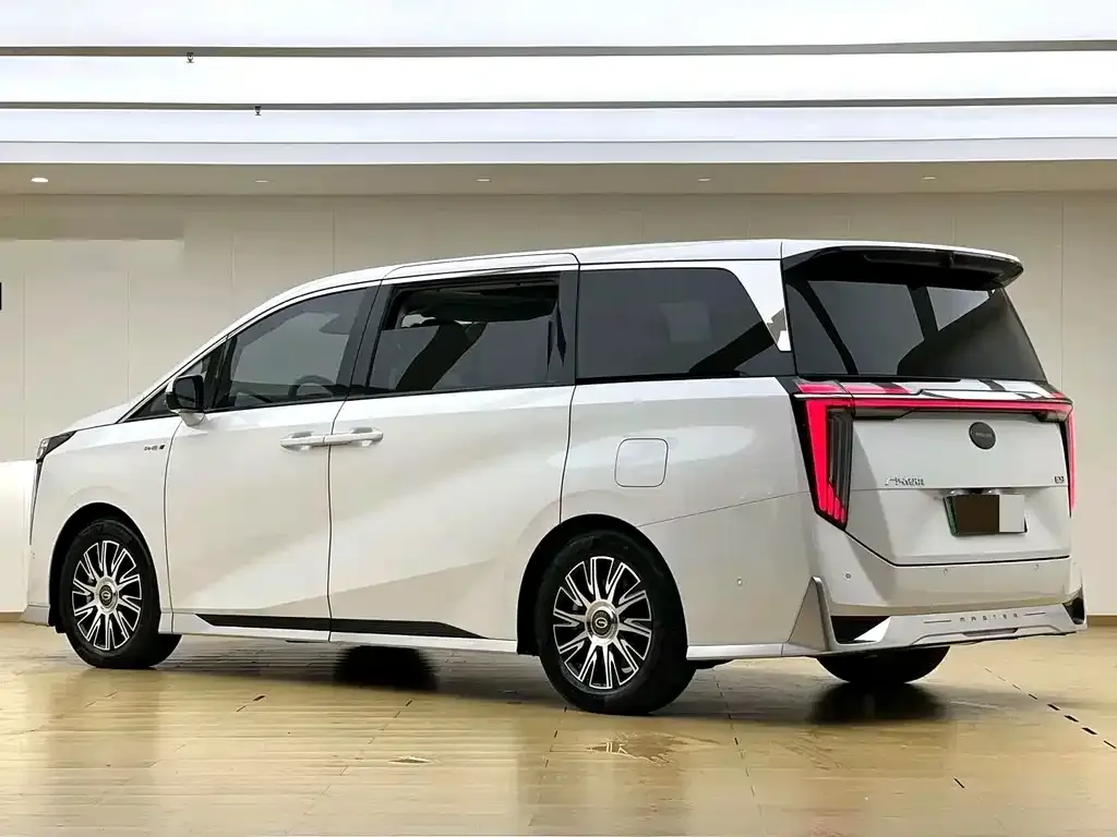 GAC Motor Trumpchi E9 — фото 5