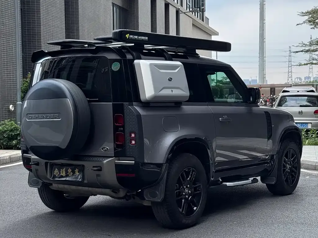 Land Rover Defender — фото 8