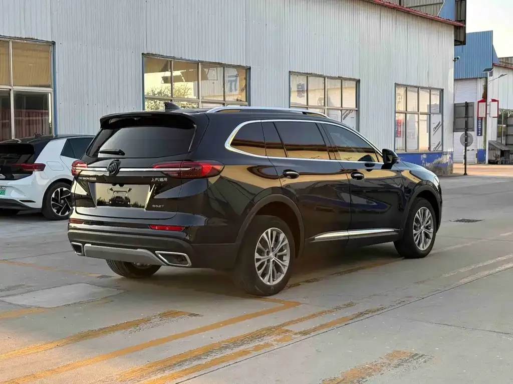 Buick Envision Plus — фото 5