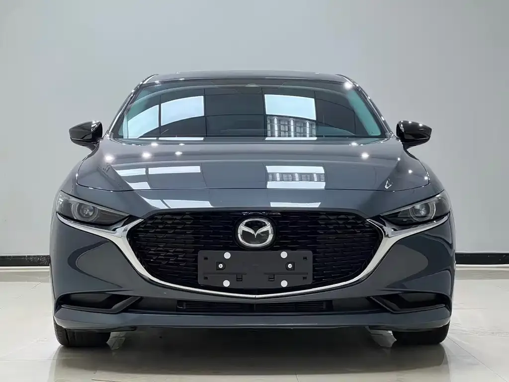 Mazda 3 Axela — фото 3