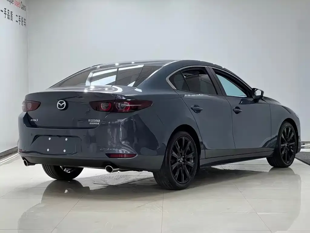 Mazda 3 Axela — фото 2
