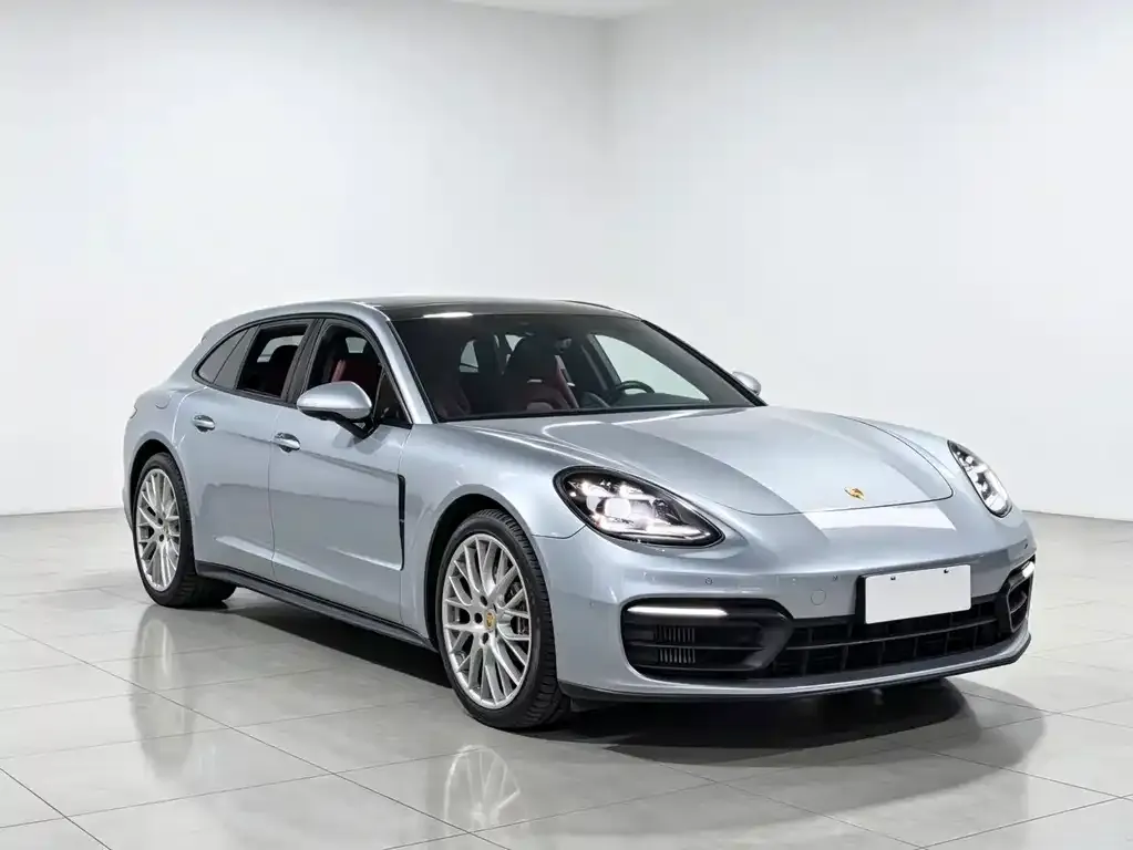 Porsche Panamera — фото 1