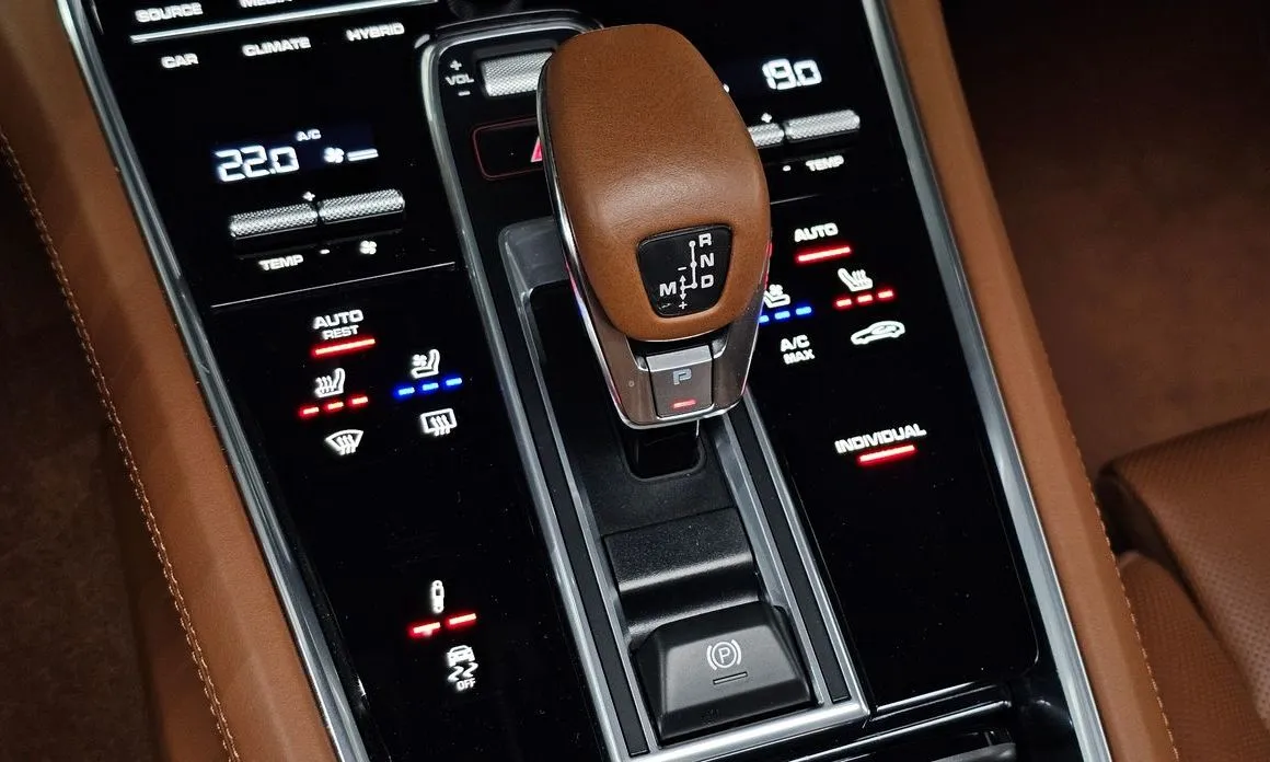 Porsche Panamera — фото 10