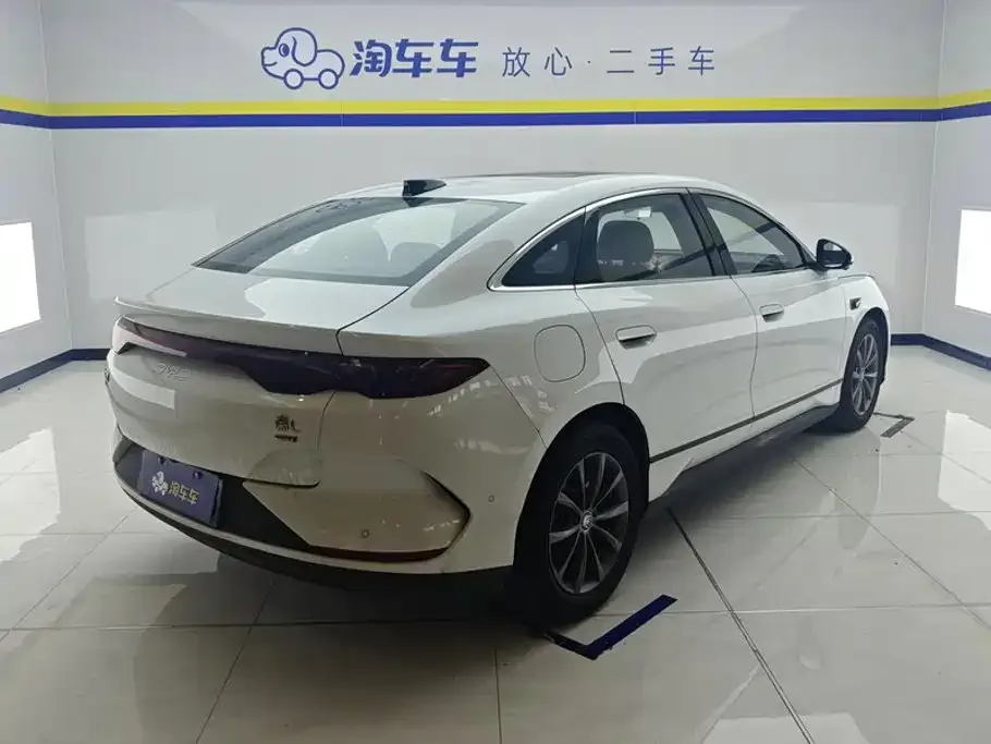 BYD Qin L — фото 6