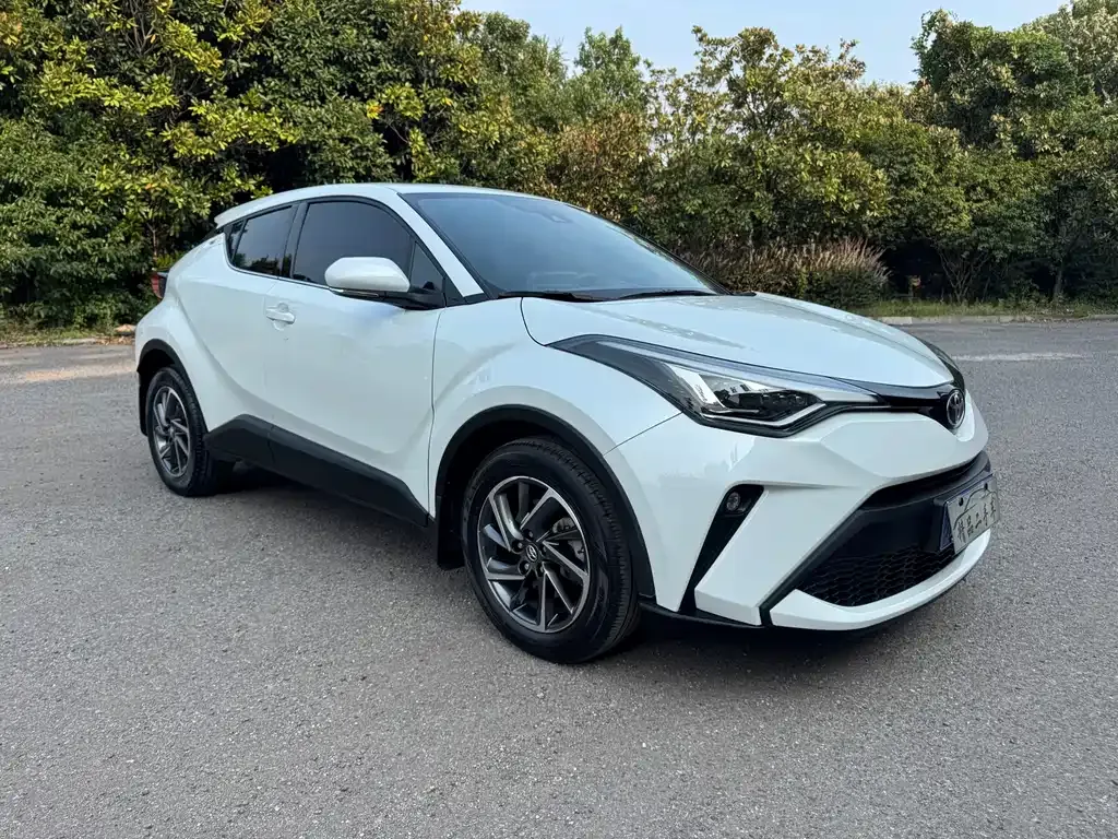 Toyota C-HR — фото 3