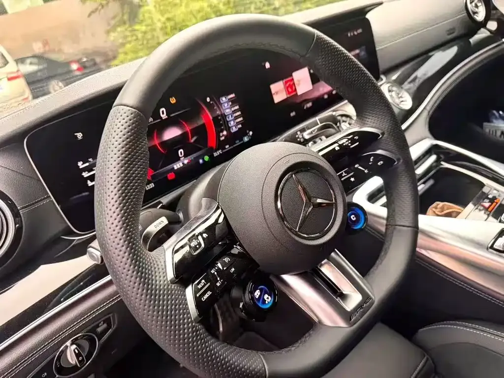 Mercedes-Benz AMG GT — фото 3