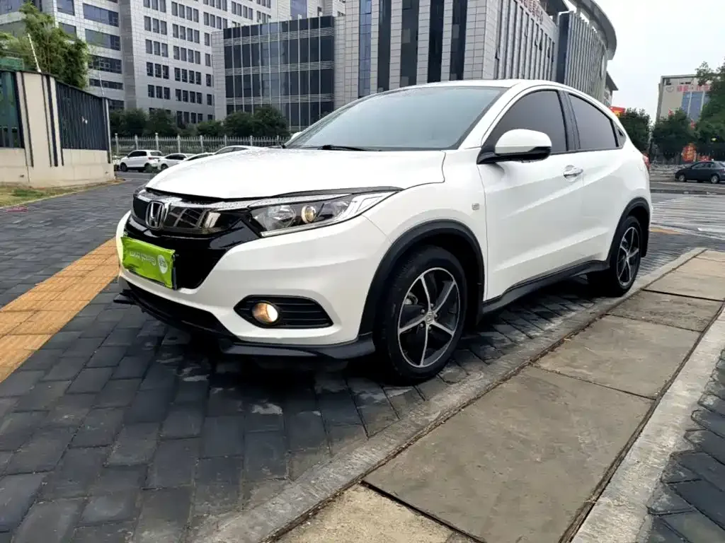 Honda Vezel — фото 10
