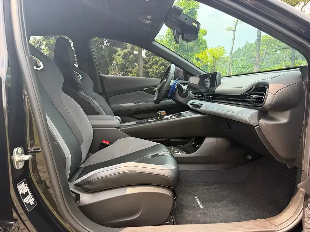 GAC Motor Shadow Leopard — фото 3