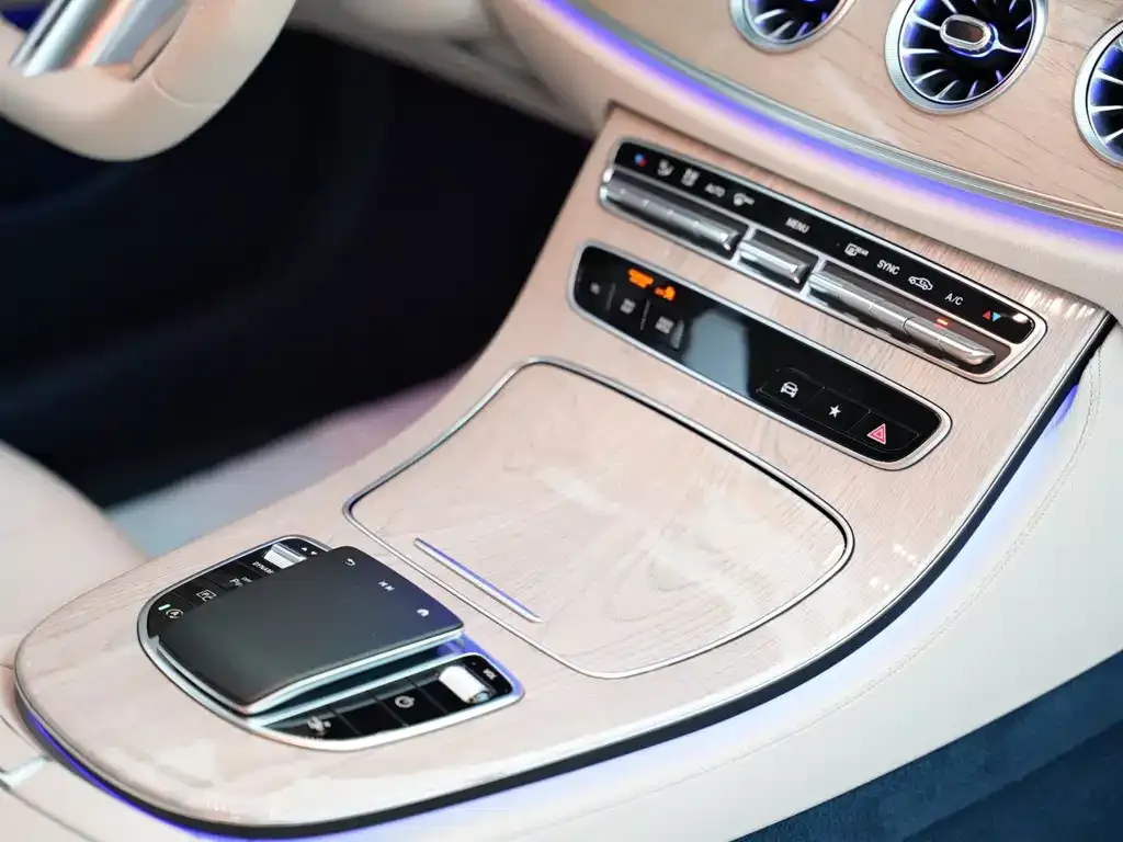 Mercedes-Benz E-Class (Import) — фото 6