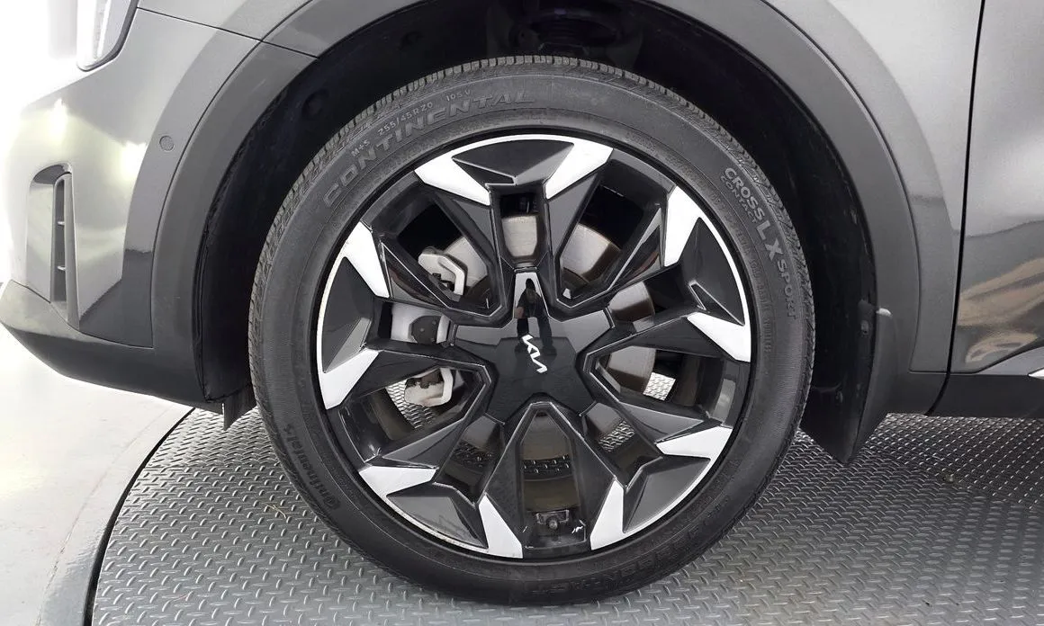Kia Sorento — фото 6