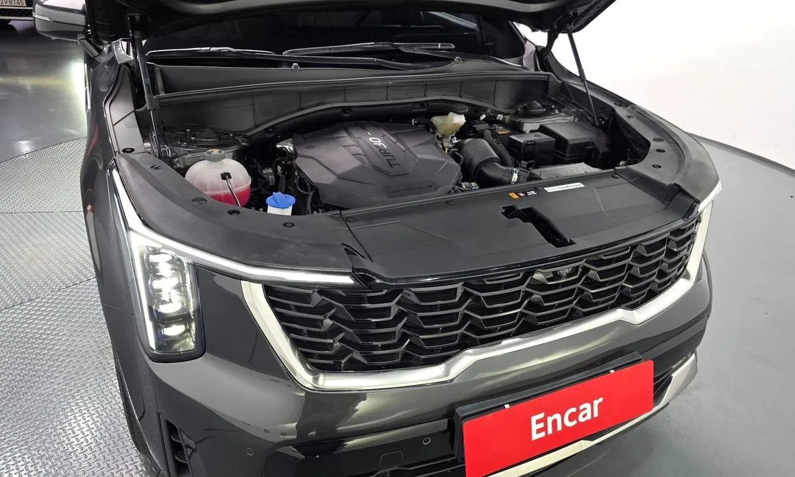 Kia Sorento — фото 7