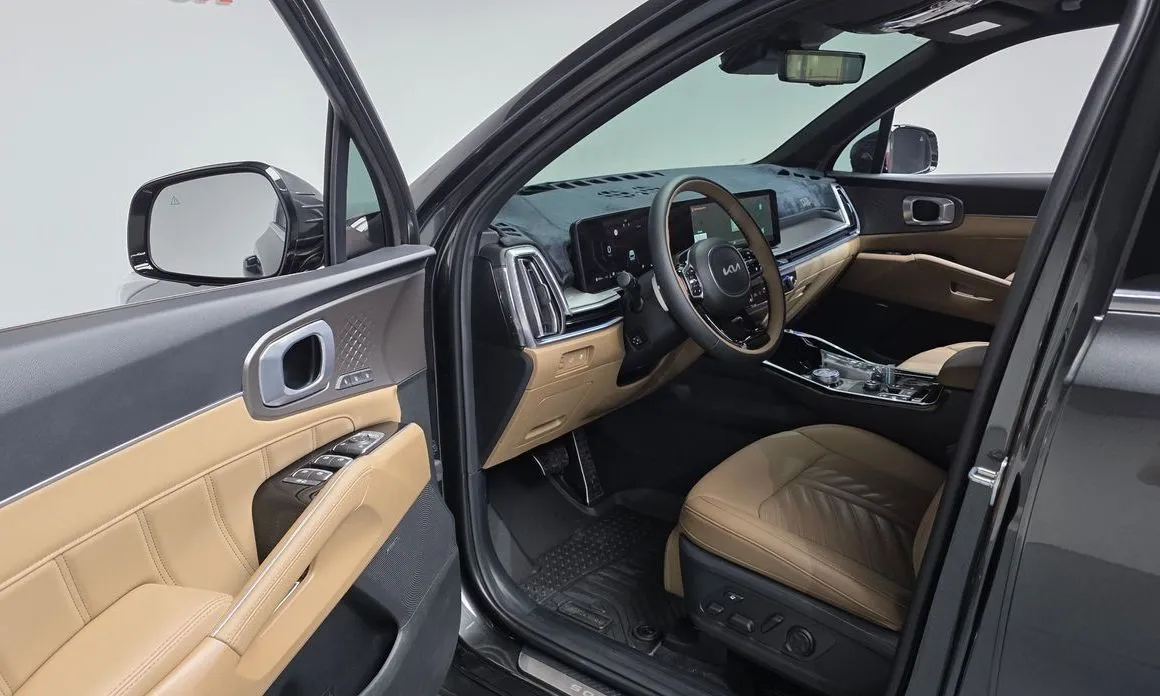Kia Sorento — фото 10