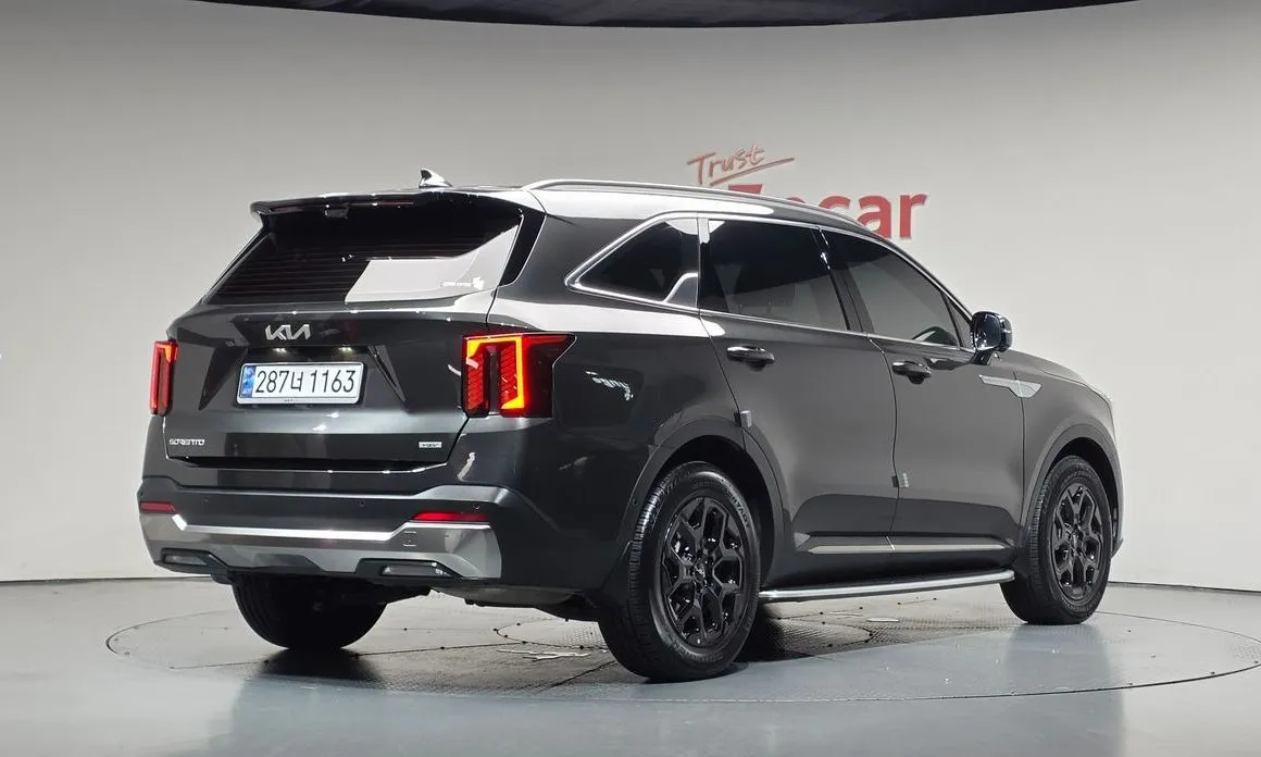 Kia Sorento — фото 3