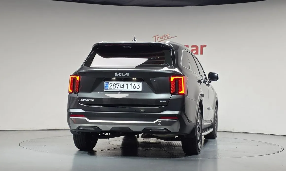 Kia Sorento — фото 9