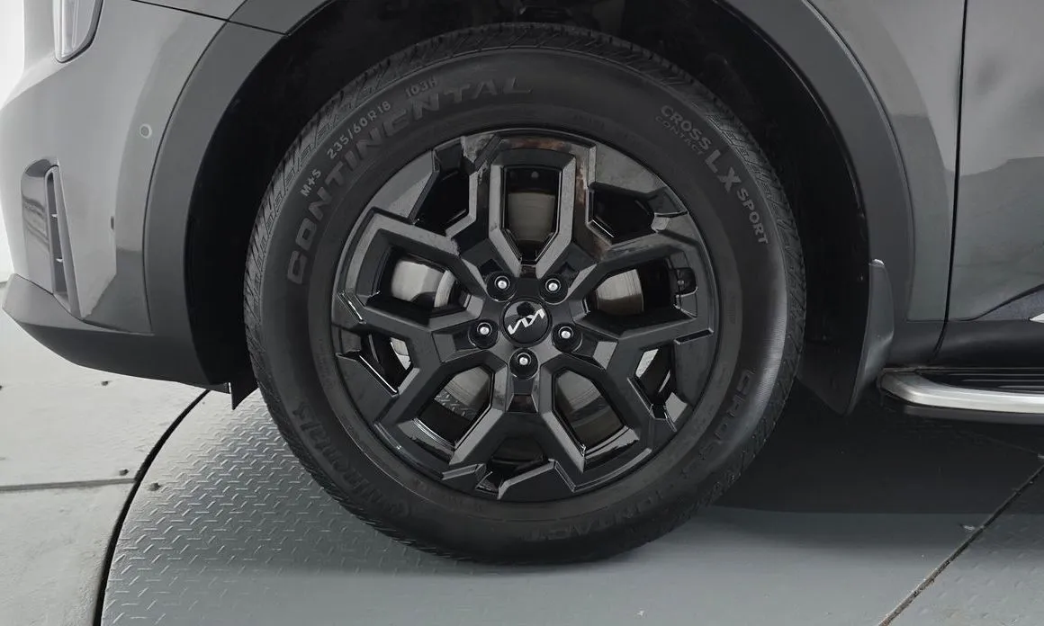Kia Sorento — фото 5