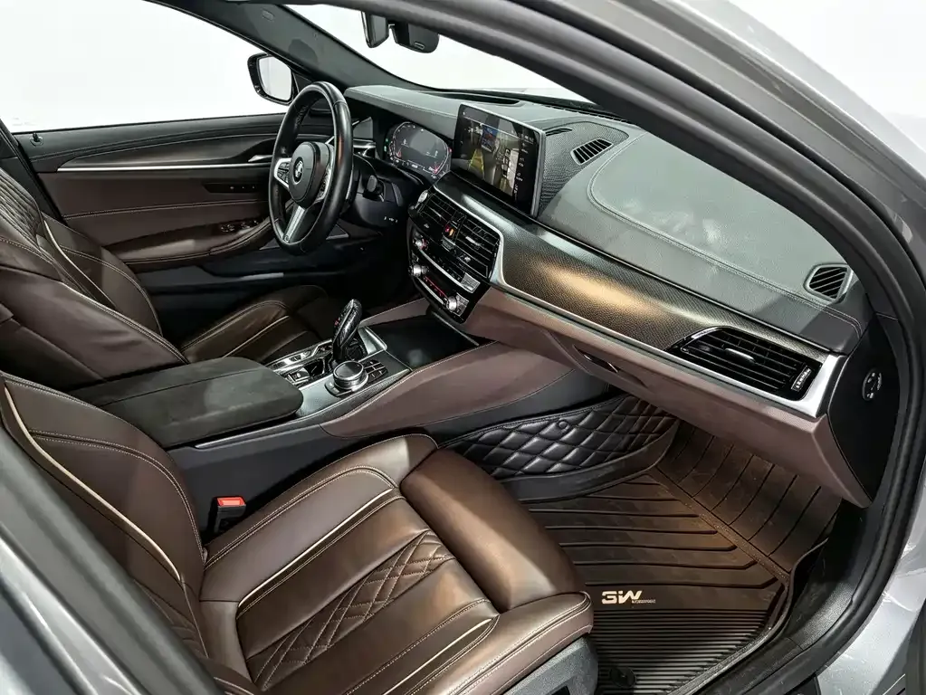 BMW 5 Series (Import) — фото 9