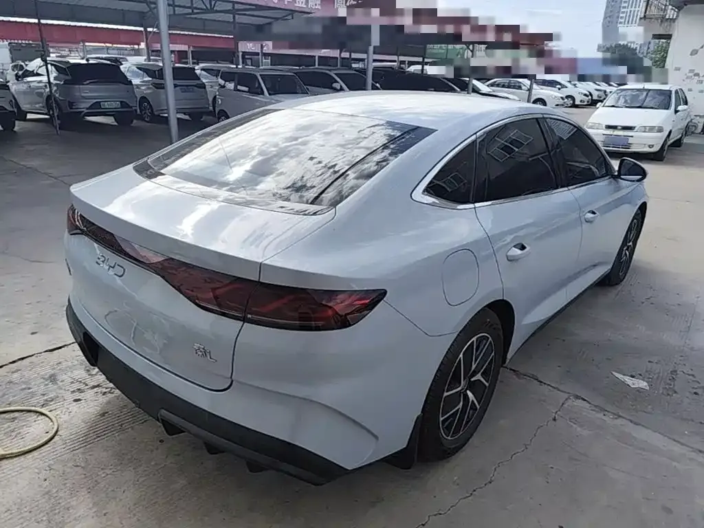 BYD Qin L — фото 4