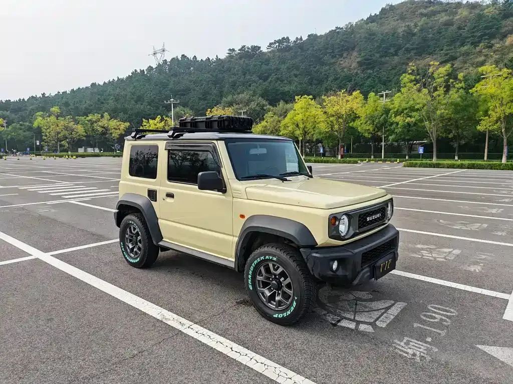 Suzuki Jimny — фото 5
