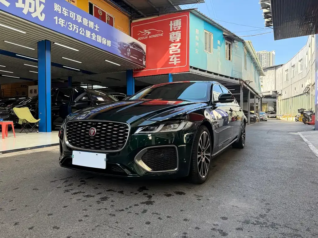 Jaguar XFL — фото 1