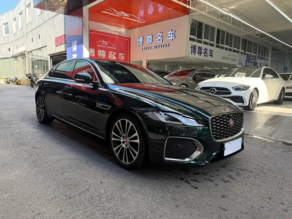 Jaguar XFL — фото 10