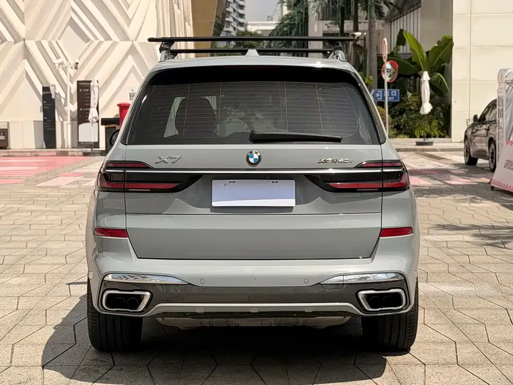 BMW X7 — фото 8
