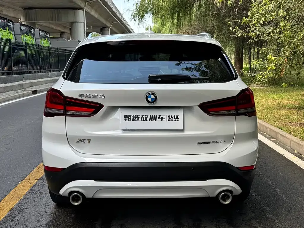 BMW X1 — фото 2