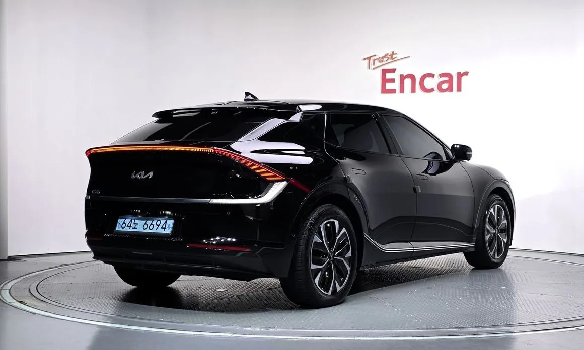 Kia EV6 — фото 10