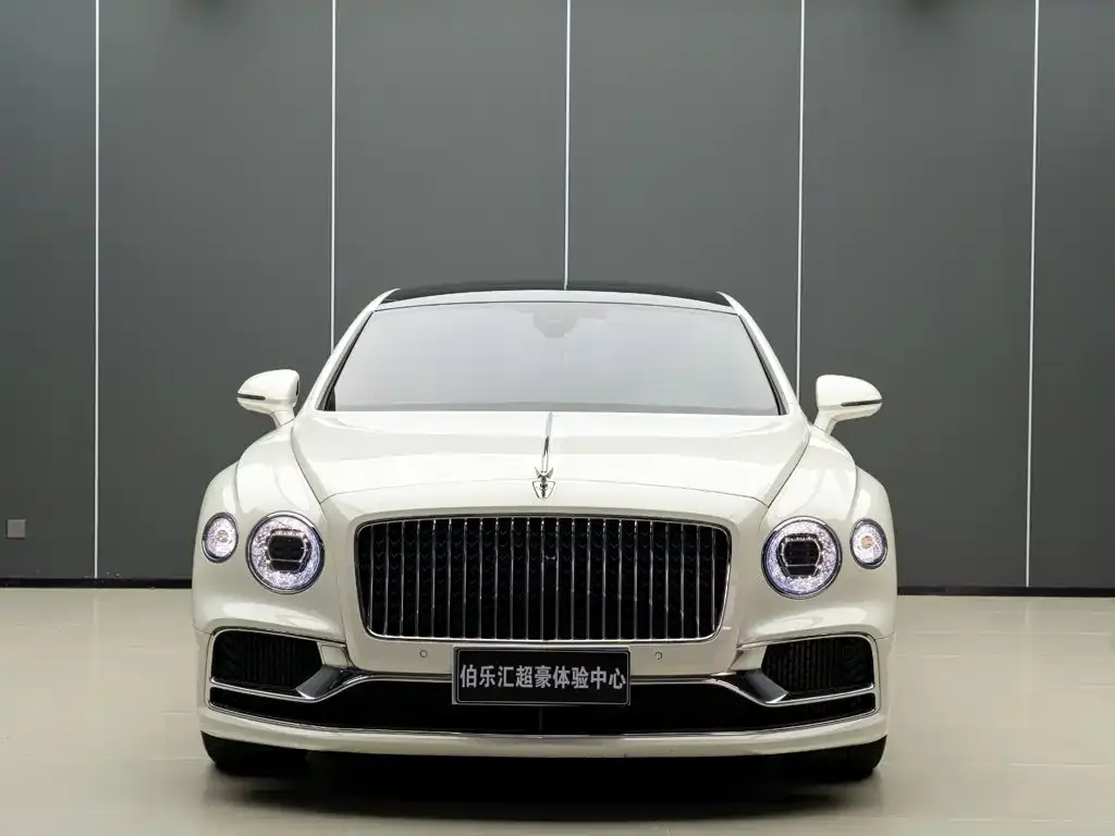Bentley Flying Spur — фото 7