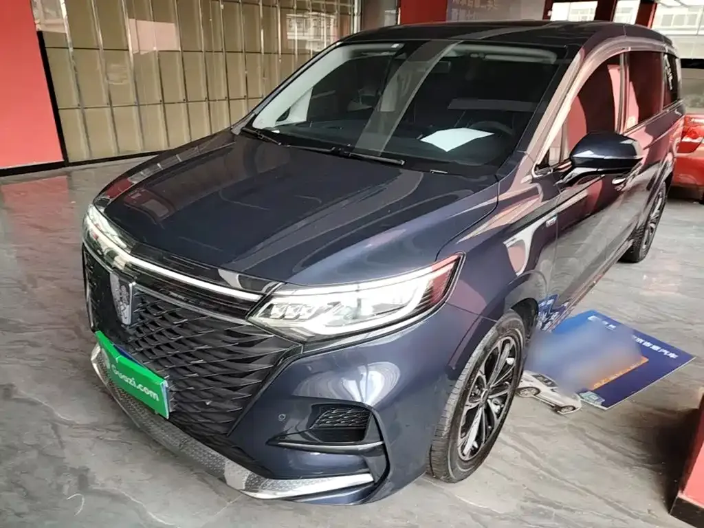 Roewe iMAX8 — фото 7