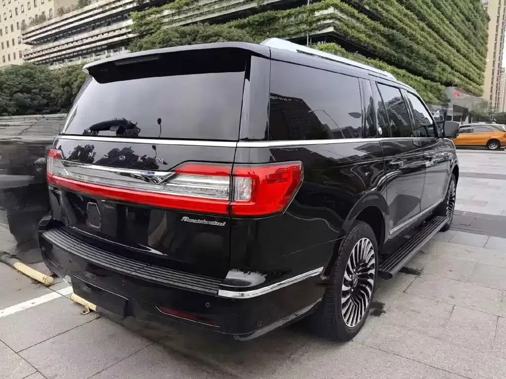 Lincoln Navigator — фото 6