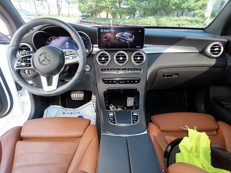 Mercedes-Benz GLC-Class — фото 10