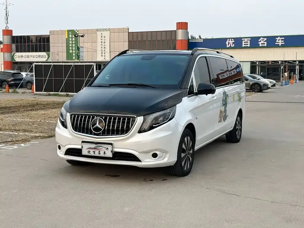 Mercedes-Benz Vito — фото 1