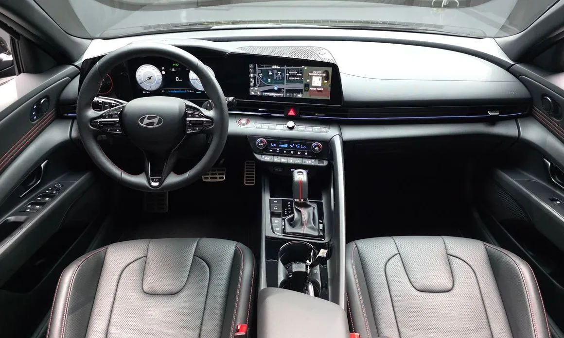 Hyundai AVANTE — фото 7