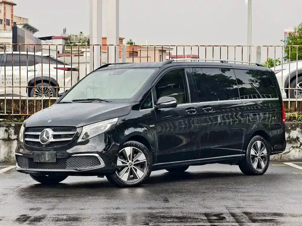 Mercedes-Benz V-Class — фото 5
