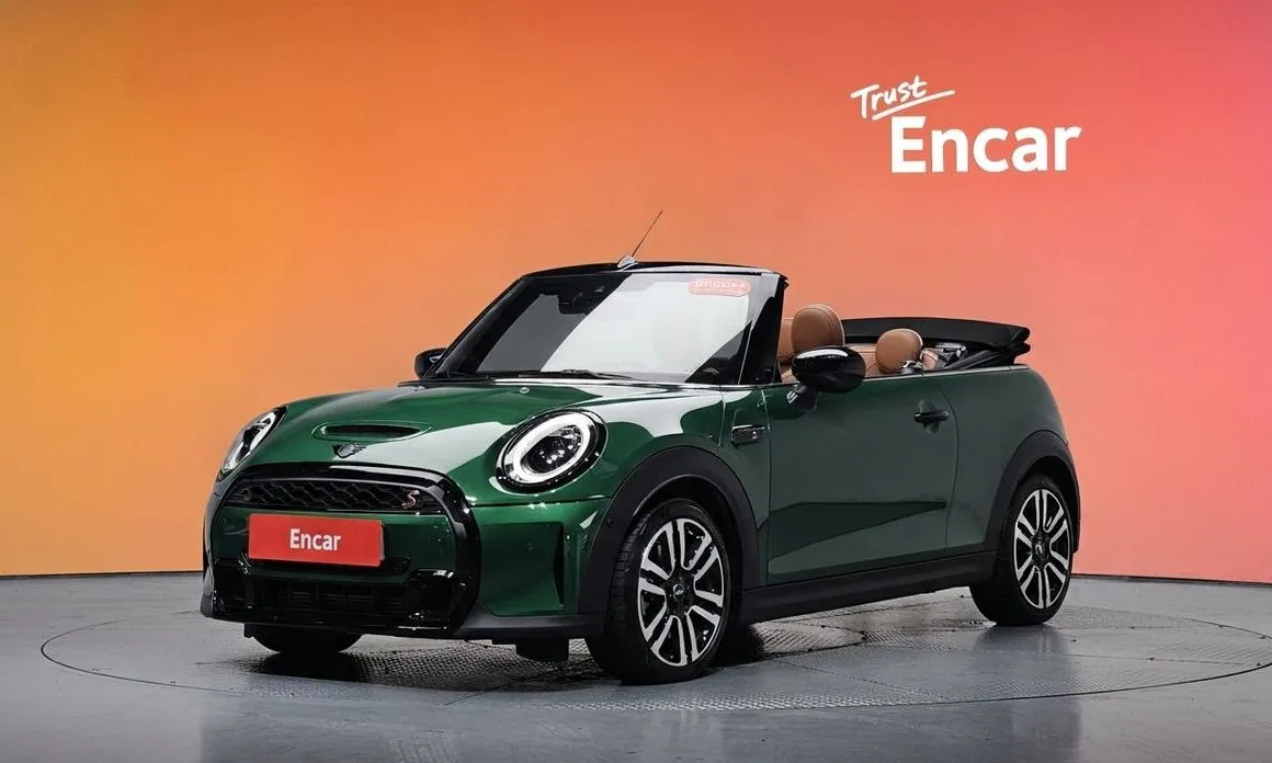 Mini Cooper Convertible — фото 1