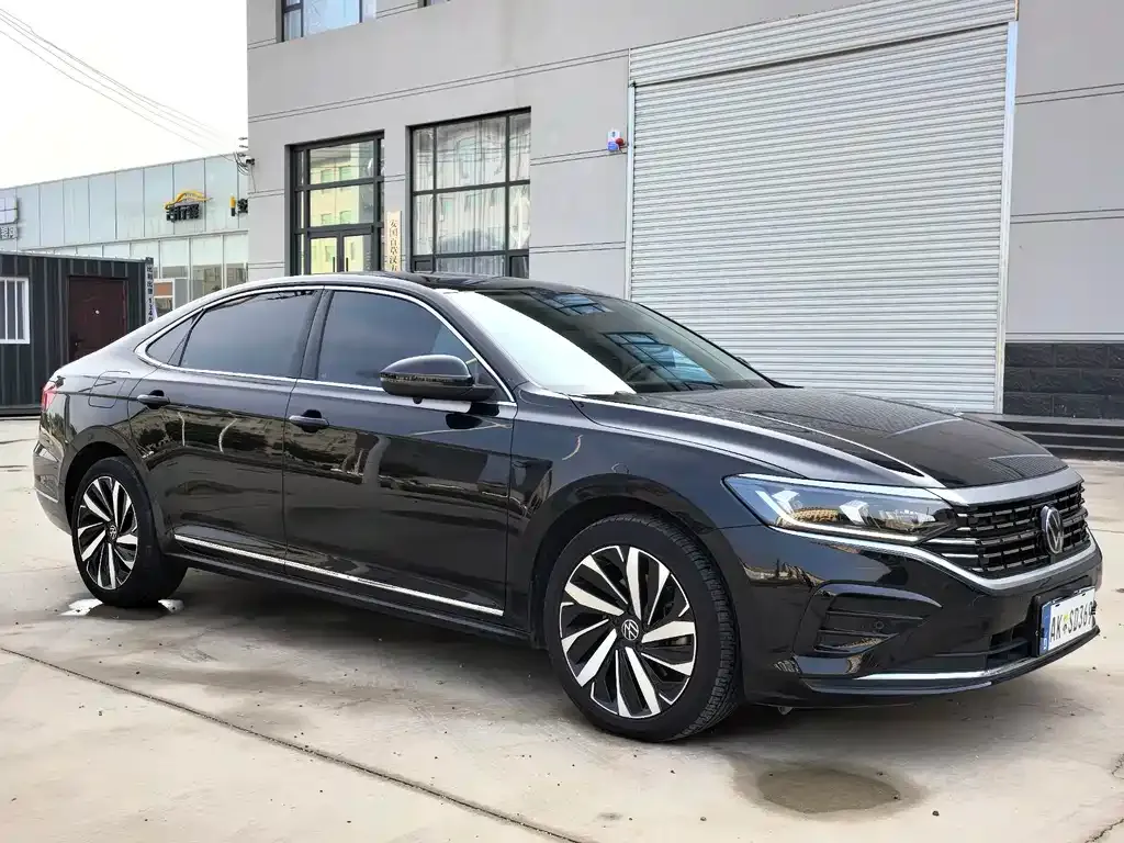 Volkswagen Passat — фото 7