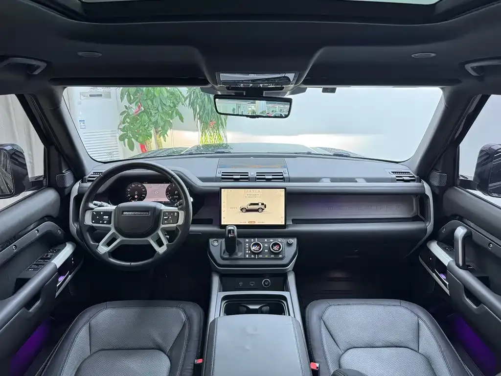 Land Rover Defender — фото 10